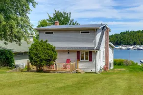 Swim, Boat & Explore! Lake Champlain Retreat! - Image 5