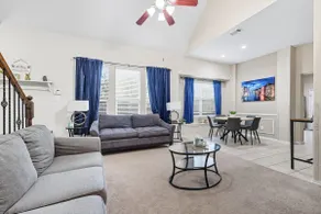 Spacious 5-BD/3-BA Forest View Getaway (Sleeps 13) - Image 5