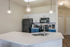 Remodeled Gem - Comfort & Location - Image 4