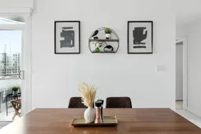 Family Haven by Rogers Centre Parking Sleeps 8 - Image 3