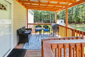 Tranquil Country Retreat Surrounded by Nature home - Image 2
