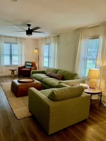 The Aloha Surf Bungalow Bay City Texas - Image 3