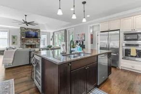 Reynolds Landing Home|King Beds|Pet Friendly - Image 5