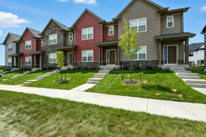 Modern Townhome Retreat in Prime Location townhouse - Image 3