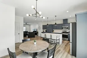 Modern Townhome Retreat in Prime Location townhouse - Image 2