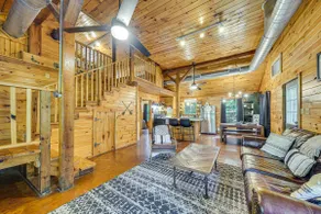 3 Mi to Beavers Bend State Park: Wooded Hideaway! - Image 4