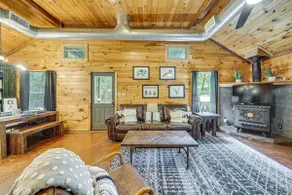 3 Mi to Beavers Bend State Park: Wooded Hideaway! - Image 5