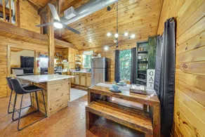 3 Mi to Beavers Bend State Park: Wooded Hideaway! - Image 3