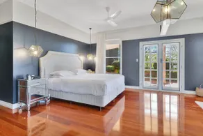 Expansive Toowoomba Retreat with Garden BBQ - Image 3