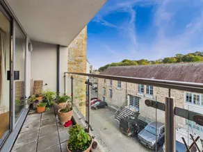 Penryn Hideaway  1BR Near Falmouth   Beaches - Image 4