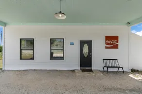 Hill Country Relaxstation Getaway - Image 3