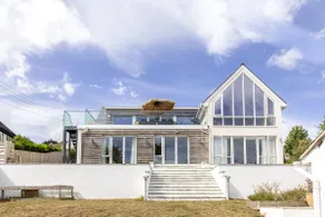 Sea Holly House - Where Architecture Meets the Ocean - Image 3