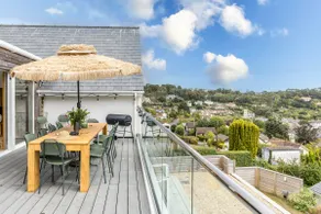 Sea Holly House - Where Architecture Meets the Ocean - Image 5