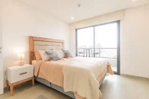 Elegant 1 Bedroom Apt In Ciudad Del Este - Image 2