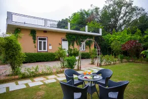 Pet-friendly Retreat W/ Garden, Shared pool - Image 2