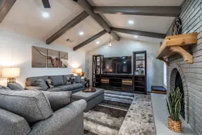 Texas Retreat on Ocean Drive Sleeps 19 with Hot Tub & Game Room - Image 2