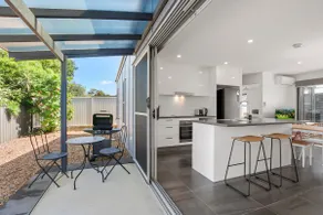Pet Friendly Golden Beach Escape - Image 2