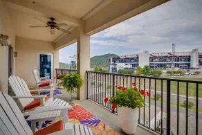 “New” Speedway Skyview: ModernTracksideStay, 3BR - Image 3