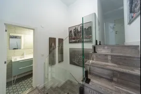 Wonderful villa with a pool and garage - Image 5