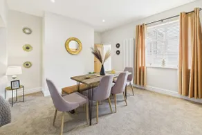 Host & Stay - Jomor House - Image 2