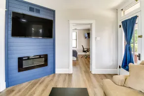 Remodeled Columbia Home: 14 Mi to St Louis - Image 2