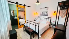 La Casa del Mar - Beachfront getaway - Image 2