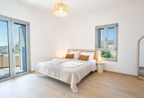 Roots Villa - Image 3