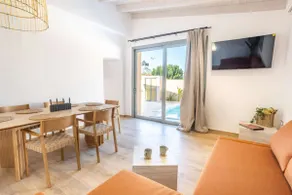Roots Villa - Image 2