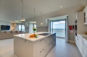 Water's Edge at Farne House, Seahouses - Image 5