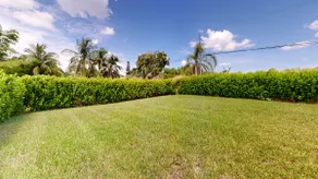 Modern Coastal Retreat Near Beaches & Trails - Image 4