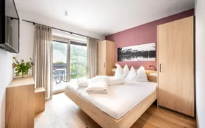 Apartment 'Zweigelt' with Mountain View, Shared Pool and Wi-Fi - Image 2