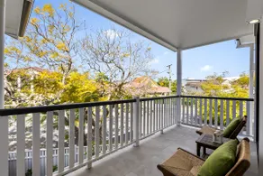Spacious 3-Bed Clayfield House with Patio and BBQ - Image 5