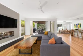 Seaside Beach House - Marcoola Beach - Image 4