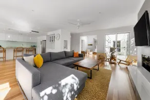 Seaside Beach House - Marcoola Beach - Image 5