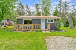 NorthBound 25 #4 - Lakefront Cottage Near Lex! - Image 4