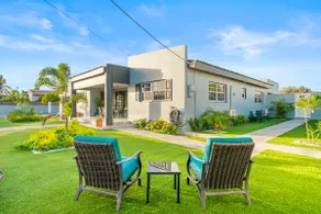 Incredible 4 BR Home with Private Pool Near Ocean - Image 3