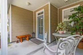 Spacious 3BD/2.5BA Townhome Near Old Town Bluffton - Image 3