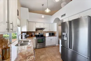 Lakefront Oasis-Heated Pool, Spa & Views! - Image 4