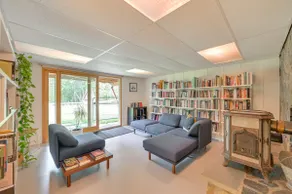 A-Frame Retreat: Next to Grafton Lakes St Park - Image 5