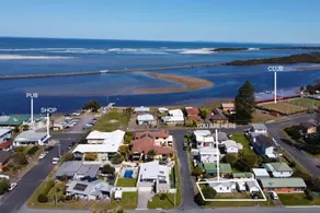 Fisherman's Cottage - Walk to Pub, Club and River! - Image 3