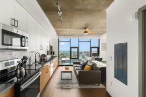 Bright n Airy Studio Perfect City Escape 8 - Image 4