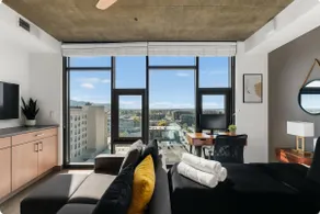 Bright n Airy Studio Perfect City Escape 8 - Image 3