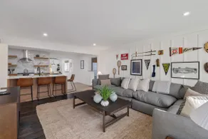 Renovated 7BR - Gym, Hot Tub, Sauna & Cold Plunge! - Image 5