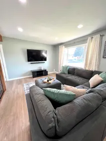 Park Home- Parkside Haven for Families & Pets - Image 3