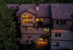 Spacious 4BR 4BA Mountain Retreat with Beaver Creek Shuttle - Image 4