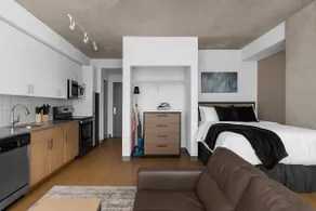 The Magic City Travelers Nest - Image 3