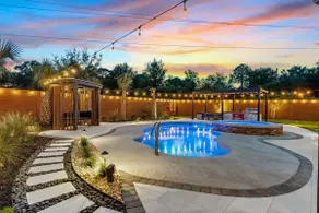 OG Paradise | Private Pool & Hot Tub | Luxe Oasis - Image 2