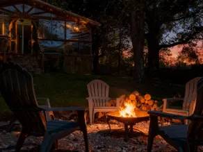 Smoky Retreat · Hot Tub · Near Blackberry Farm - Image 2