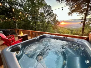 Mountain View Cabin~HotTub~Fireplace~King Bed - Image 2