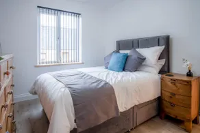 Wiston Street - 2 Bedroom Holiday Home - Pembroke - Image 5
